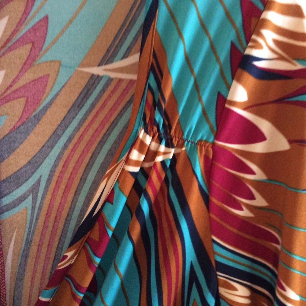 Beautiful Colorful Dress - Picture 5 of 5